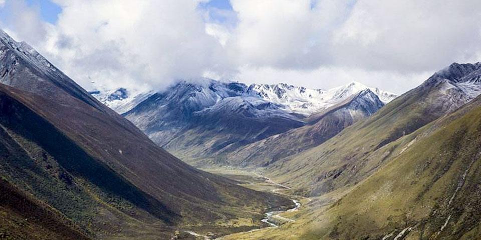 View on the way to Lhamo Lhatso