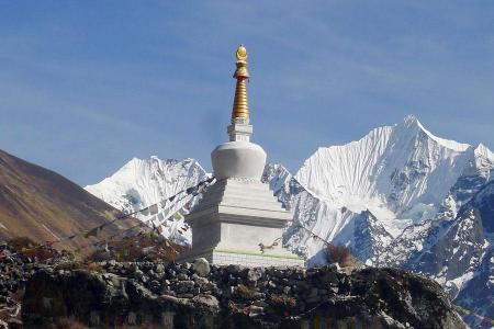 Langtang Ganjala Pass Trekking